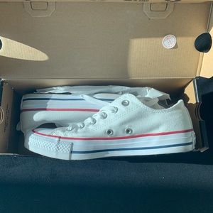 Converse women’s size 7 worn once